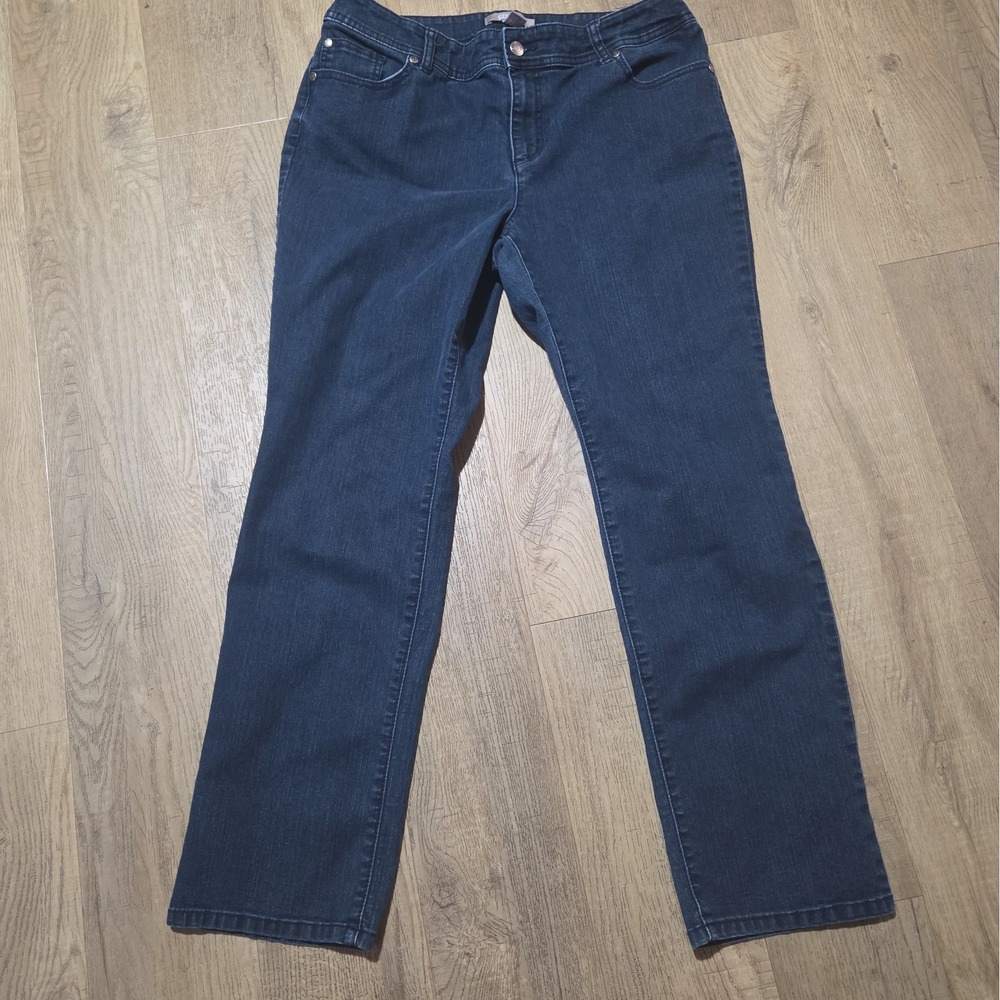 Chico's Jeans Women's 2 Short 12/14 Dark Wash Straight Leg Studded Stretch